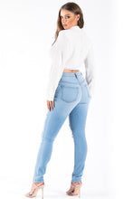 Load image into Gallery viewer, Kylie Skinny Jean Light Wash