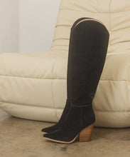 Load image into Gallery viewer, Knee-High Western Boots