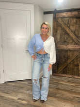 Load image into Gallery viewer, KanCan&#39;s 90&#39;s Flare Jeans